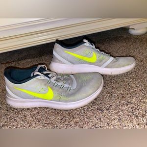Nike sneakers. Size 8
